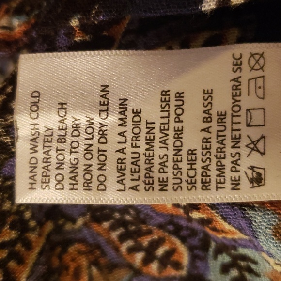 Devoted Luxury Apparel Top Sz Medium - Picture 8 of 10